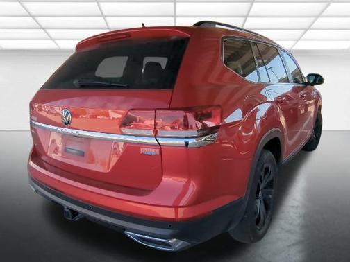 2022 Volkswagen Atlas 3.6L SE w/Technology