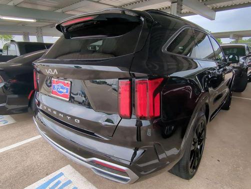 2022 Kia Sorento SX