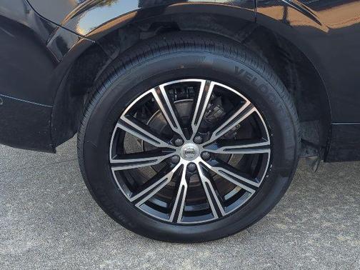 2019 Volvo XC60 T5 Inscription