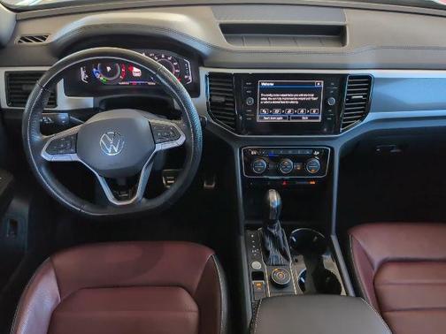 2022 Volkswagen Atlas Cross Sport 3.6L V6 SEL Premium R-Line