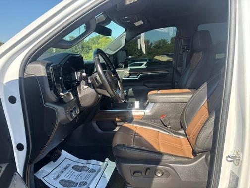2024 Chevrolet Silverado 3500 High Country