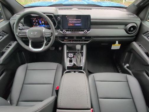 Reef Blue Metallic 2026 Chevrolet Colorado Trail Boss