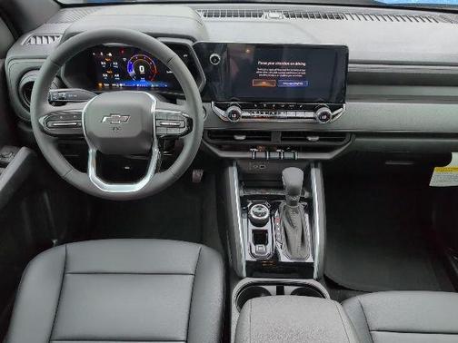 Reef Blue Metallic 2026 Chevrolet Colorado Trail Boss