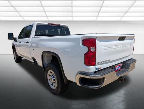 Summit White 2026 Chevrolet Silverado 3500 Crew Cab, Long Bed, WT Dual Rear Wheel, RWD