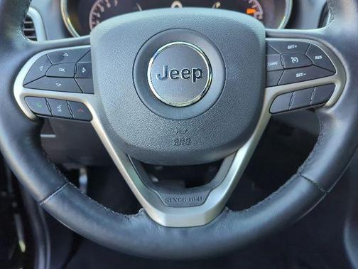 2021 Jeep Grand Cherokee Laredo