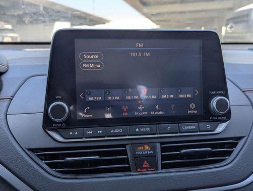 2022 Nissan Altima SR FWD