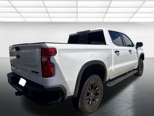 Summit White 2025 Chevrolet Silverado 1500 ZR2