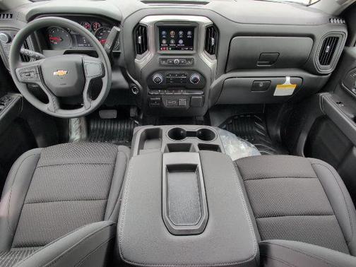2025 Chevrolet Silverado 3500 WT