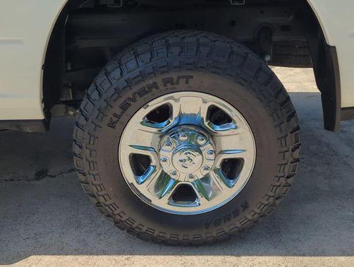 2023 RAM 2500 Tradesman Crew Cab 4x4 8' Box