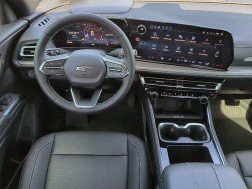 Lakeshore Blue Metallic 2026 Chevrolet Traverse LT