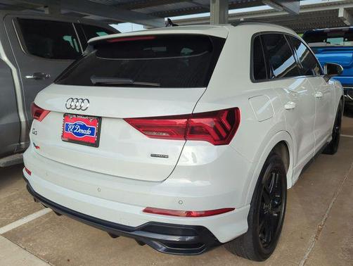 2020 Audi Q3 45 S line Premium