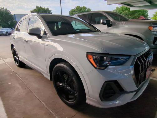 2020 Audi Q3 45 S line Premium