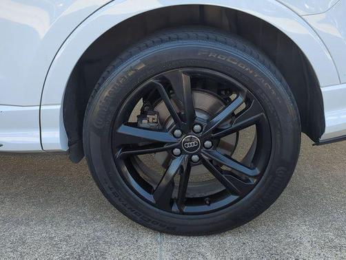 2020 Audi Q3 45 S line Premium