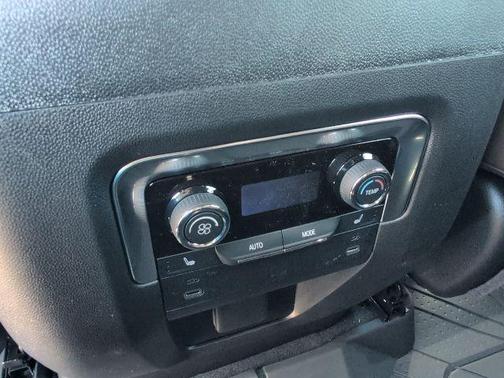 2026 Chevrolet Tahoe 4WD High Country