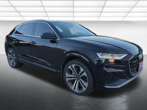 2021 Audi Q8 55 Premium Plus