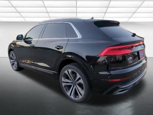2021 Audi Q8 55 Premium Plus