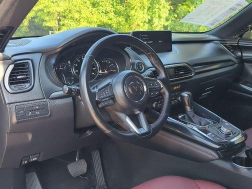 2023 Mazda CX-9 Carbon Edition