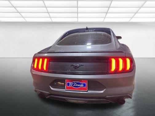 2021 Ford Mustang EcoBoost