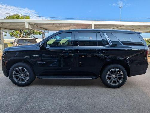 2025 Chevrolet Tahoe LS