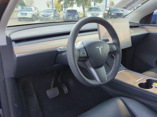 2024 Tesla Model Y Long Range Dual Motor All-Wheel Drive