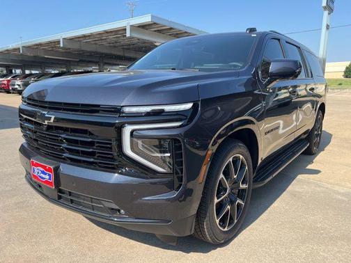 2025 Chevrolet Suburban RST