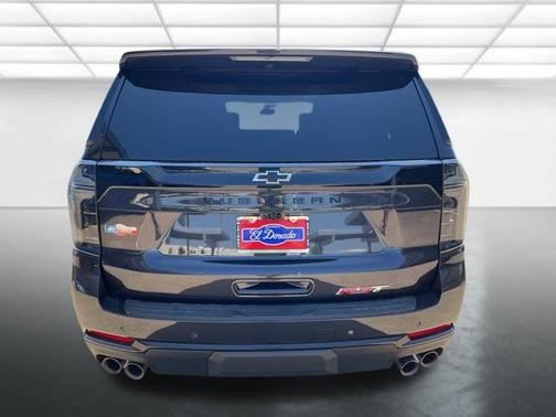 2025 Chevrolet Suburban RST