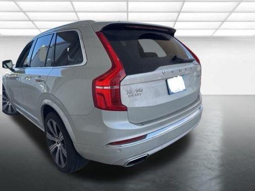 2020 Volvo XC90 Hybrid T8 Inscription 6 Passenger