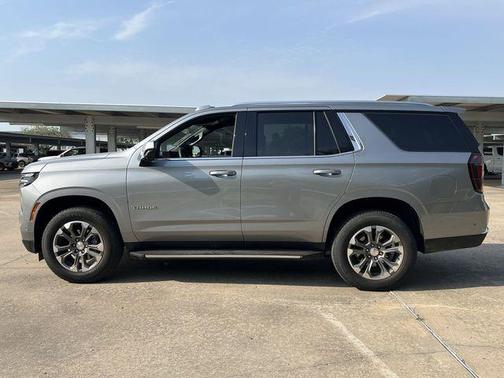 2025 Chevrolet Tahoe LS
