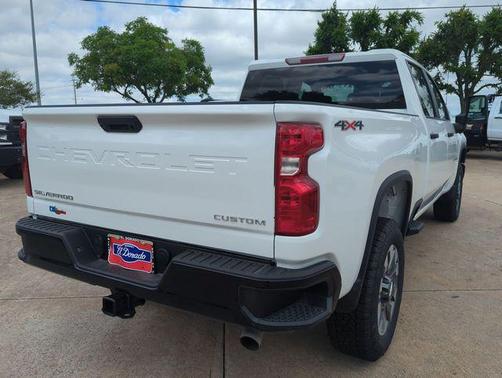 2025 Chevrolet Silverado 2500 Custom