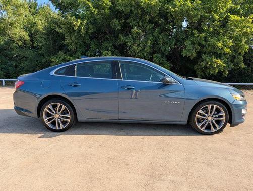 2024 Chevrolet Malibu FWD 2LT