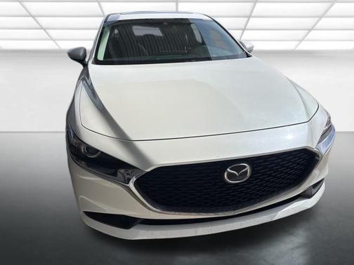 2022 Mazda Mazda3 FWD w/Preferred Package