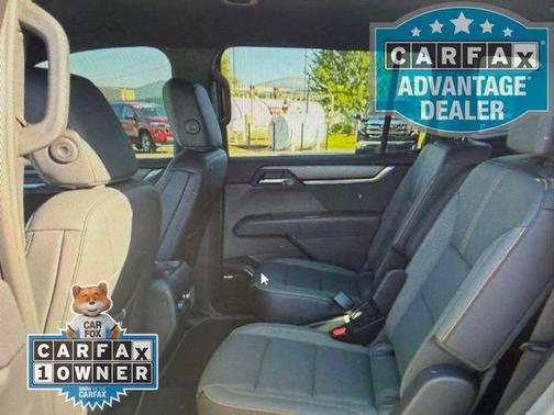 2024 GMC Acadia AWD AT4
