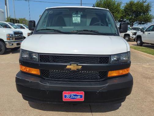 2025 Chevrolet Express 2500 RWD 2500 Regular Wheelbase WT