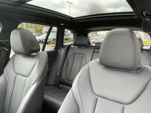Dark Graphite Metallic 2022 BMW X3 xDrive30i
