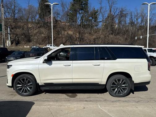 2021 Cadillac Escalade ESV Sport