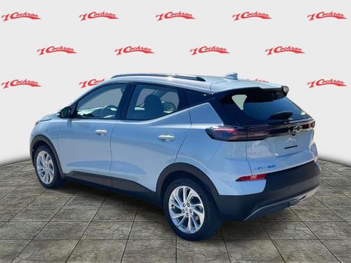 2023 Chevrolet Bolt EUV LT