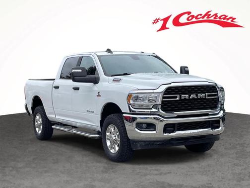 Bright White Clearcoat 2024 RAM 2500 Big Horn