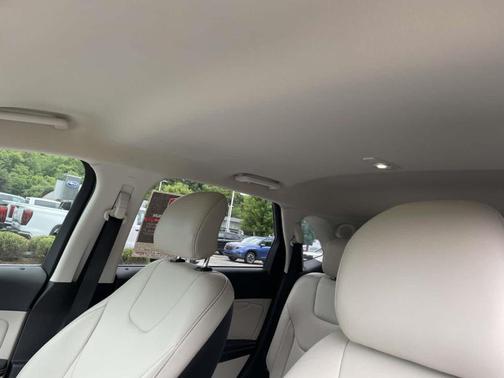 Burgundy Velvet Metallic Tinted Clearcoat 2019 Ford Edge Titanium