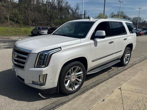 2017 Cadillac Escalade Luxury