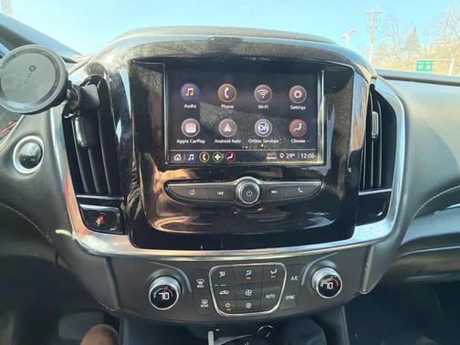 2021 Chevrolet Traverse LS