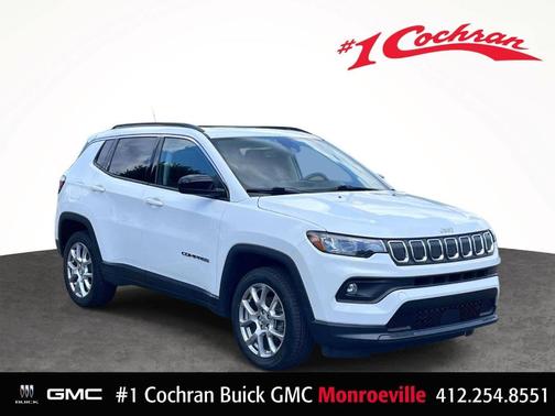 Bright White Clearcoat 2022 Jeep Compass Latitude Lux