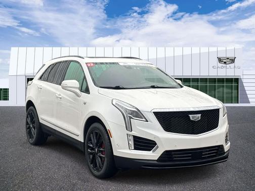 2022 Cadillac XT5 Sport