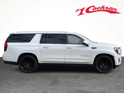 White Frost Tri-Coat 2021 GMC Yukon XL Denali