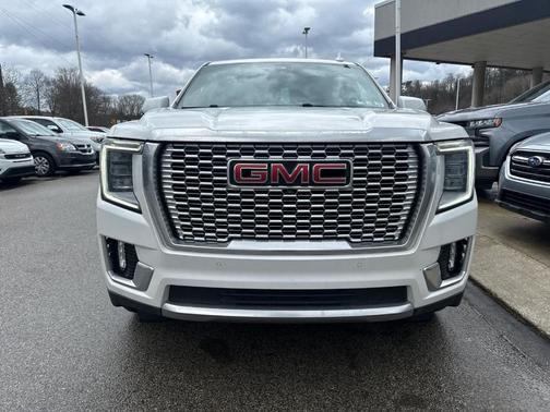 White Frost Tri-Coat 2021 GMC Yukon XL Denali