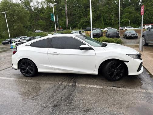 White 2017 Honda Civic Si