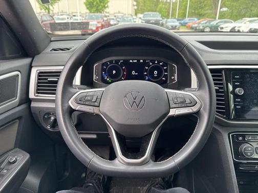 2022 Volkswagen Atlas Cross Sport 3.6L V6 SE w/Technology