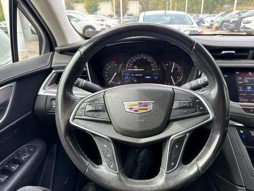 2017 Cadillac XT5 Premium Luxury