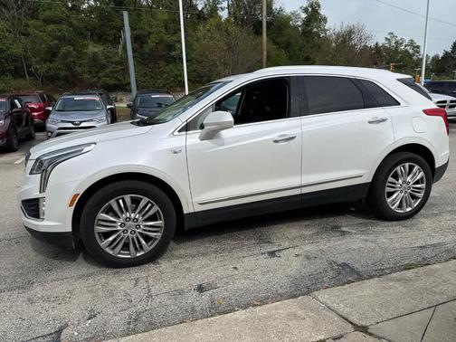 2017 Cadillac XT5 Premium Luxury