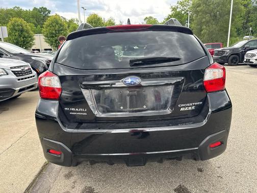 Crystal Black Silica 2016 Subaru Crosstrek 2.0i Limited