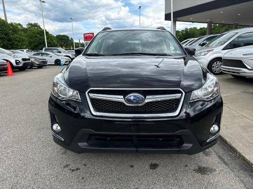 Crystal Black Silica 2016 Subaru Crosstrek 2.0i Limited